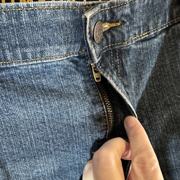 Levi's Signature Men's Comfort Flex Jeans 44x32 Dark Blue Stretch - Picture 4 of 10